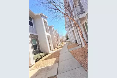 212 Stellariga Place, Dallas, TX 75203 - Photo 15