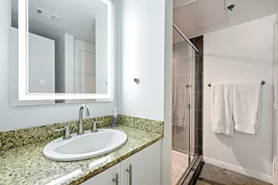 1001 Belleview Street #104, Dallas, TX 75215 - Photo 15