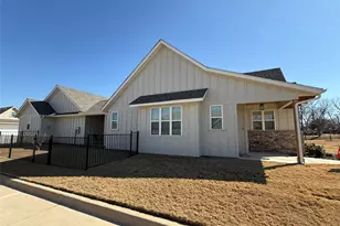 601 Eastpark Ln, Granbury, TX 76049 - Photo 29