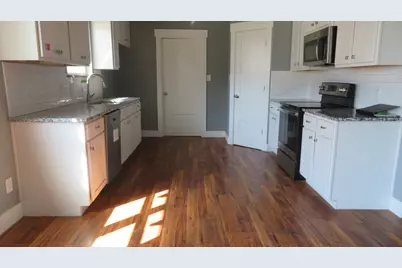 107 Scurlock Avenue, Cleburne, TX 76031 - Photo 9