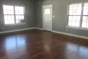 107 Scurlock Ave, Cleburne, TX 76031 - Photo 5