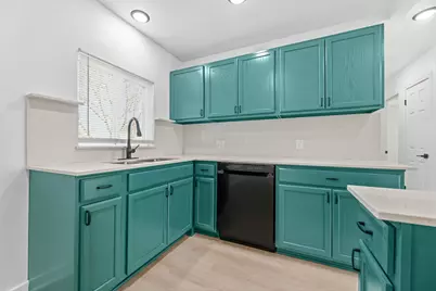 3039 Dahlia Drive, Dallas, TX 75216 - Photo 11