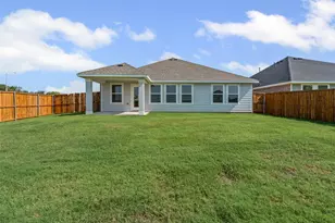1337 Water Canna Dr, Justin, TX 76247 - Photo 21