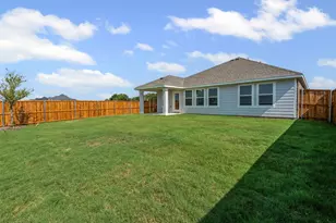 1337 Water Canna Dr, Justin, TX 76247 - Photo 23