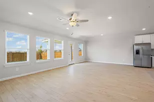 1337 Water Canna Dr, Justin, TX 76247 - Photo 17