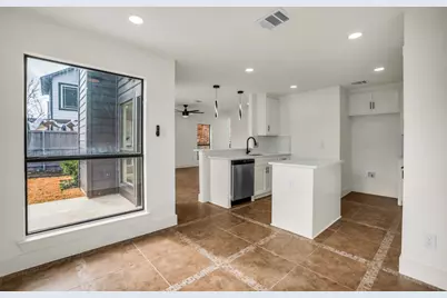 703 Meadowcreek Court, Garland, TX 75043 - Photo 9