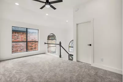 703 Meadowcreek Court, Garland, TX 75043 - Photo 17