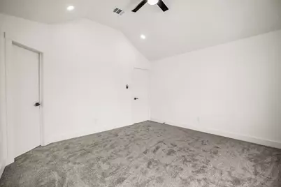 703 Meadowcreek Court, Garland, TX 75043 - Photo 29