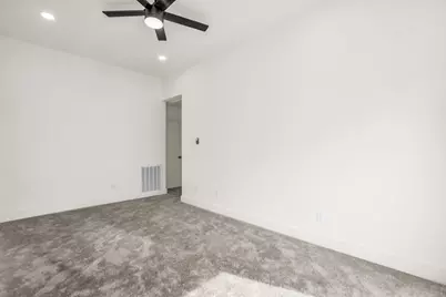 703 Meadowcreek Court, Garland, TX 75043 - Photo 19