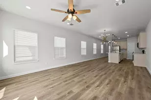 2409 Jeffries St, Dallas, TX 75215 - Photo 13