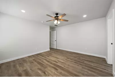 2409 Jeffries Street, Dallas, TX 75215 - Photo 21