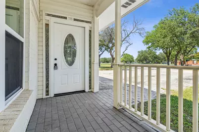 549 W Paloma Court, Fort Worth, TX 76108 - Photo 5