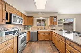 412 Elisha Dr, Bedford, TX 76021 - Photo 11