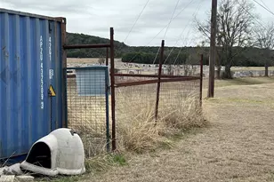 927 S H Ave, Clifton, TX 76634 - Photo 13