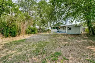 8121 W Elizabeth Ln, Fort Worth, TX 76116 - Photo 19