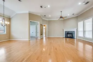 1008 Gabriel Ln, Fort Worth, TX 76116 - Photo 3