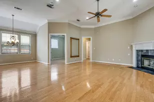 1008 Gabriel Ln, Fort Worth, TX 76116 - Photo 13