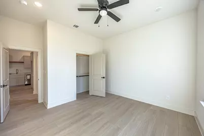 617 E Ramsey Avenue, Fort Worth, TX 76104 - Photo 19