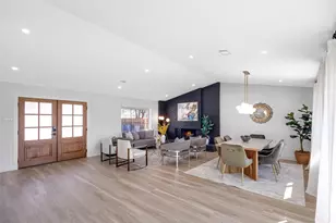 12303 Cedar Bend Dr, Dallas, TX 75244 - Photo 11