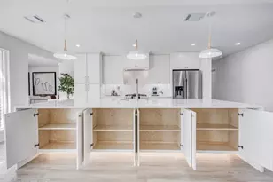 12303 Cedar Bend Dr, Dallas, TX 75244 - Photo 7