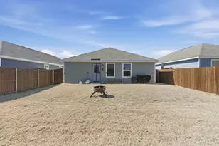 5909 Cherry Holw Wy, Princeton, TX 75407 - Photo 17