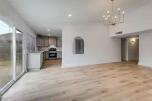 2725 Clover Valley Dr, Garland, TX 75043 - Photo 3