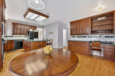 6309 Bittersweet Drive, Arlington, TX 76001 - Photo 13