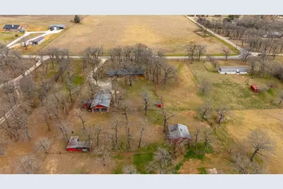 5400 County Road 402, Grandview, TX 76050 - Photo 39