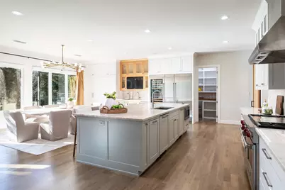 11219 Leachman Circle, Dallas, TX 75229 - Photo 9