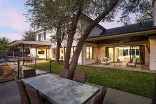 11219 Leachman Cir, Dallas, TX 75229 - Photo 31