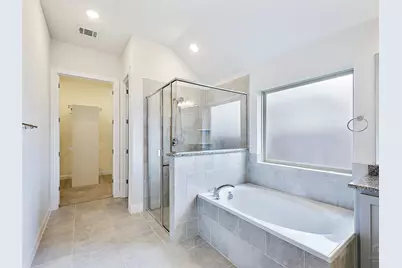 2420 Valley Lane, Carrollton, TX 75010 - Photo 23