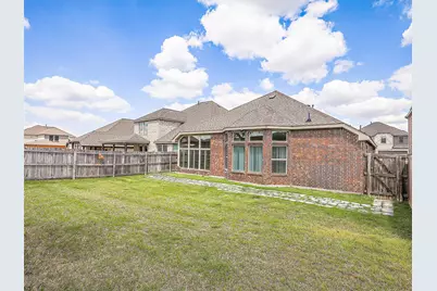 2420 Valley Lane, Carrollton, TX 75010 - Photo 29