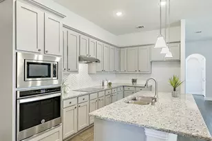 2420 Valley Ln, Carrollton, TX 75010 - Photo 15