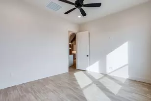 128 Prairie Winds Dr, Poolville, TX 76487 - Photo 27