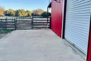 3350 Skyline Dr, Bluff Dale, TX 76433 - Photo 15