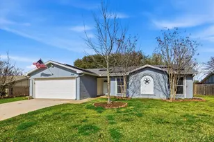 3004 Highgate Ln, Bedford, TX 76021 - Photo 1