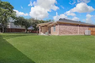 757 Tanglewood Dr, Burleson, TX 76028 - Photo 23
