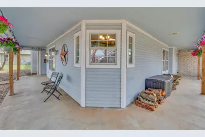 724 W 4th Street, McGregor, TX 76657 - Photo 3