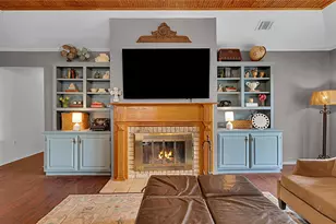 724 W 4th St, McGregor, TX 76657 - Photo 9