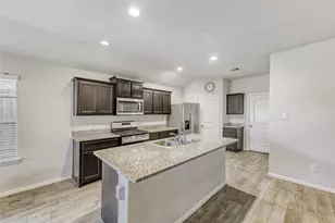 8213 Muddy Creek Dr, Fort Worth, TX 76131 - Photo 11