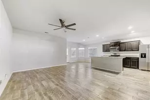 8213 Muddy Creek Dr, Fort Worth, TX 76131 - Photo 9