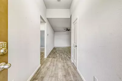 8213 Muddy Creek Drive, Fort Worth, TX 76131 - Photo 3