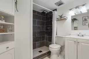 917 Park E Cir, Garland, TX 75043 - Photo 11