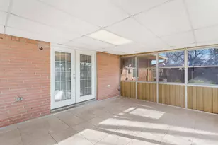 831 Warren, Richardson, TX 75080 - Photo 13