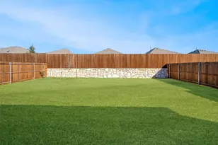 2121 Esher Dr, Little Elm, TX 75068 - Photo 33