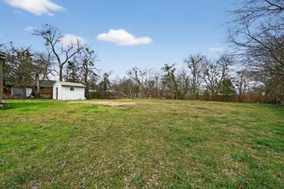 109 Wallace Street, Lone Oak, TX 75453 - Photo 29