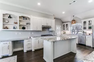 812 Greenbriar Dr, Keller, TX 76248 - Photo 13