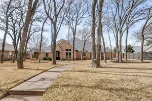 812 Greenbriar Dr, Keller, TX 76248 - Photo 3