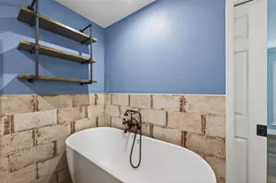 2153 Village Green Dr, Garland, TX 75044 - Photo 11