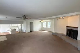 201 E Hubbard St, Josephine, TX 75173 - Photo 5